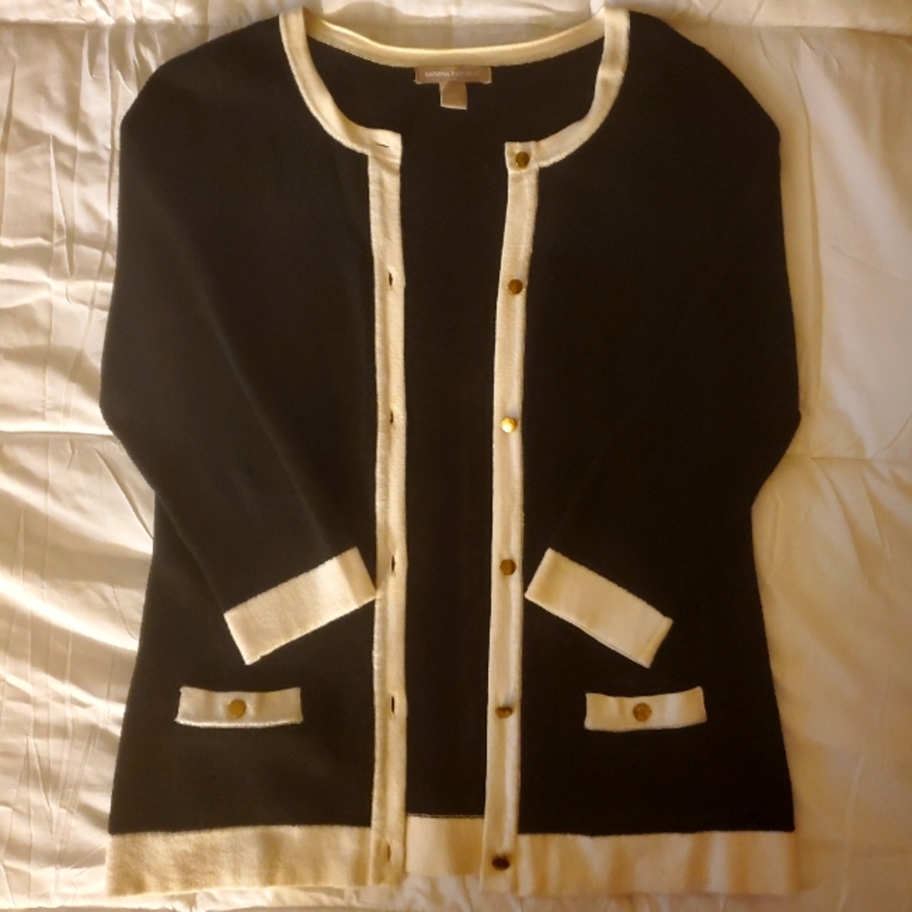 Black sweater for Fall